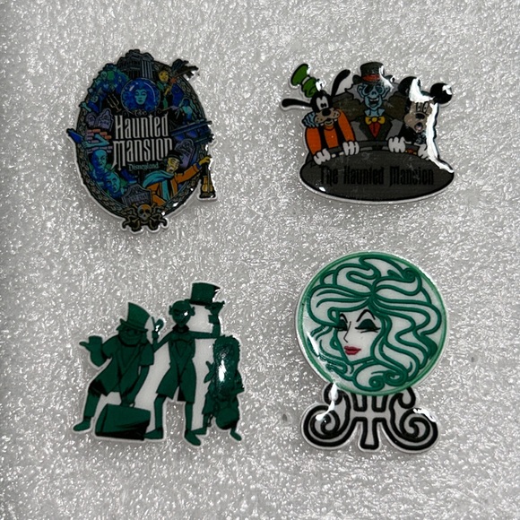 Disney Haunted Mansion pin set hitchhiking ghosts, madame leota, ride cart pins - Picture 1 of 8